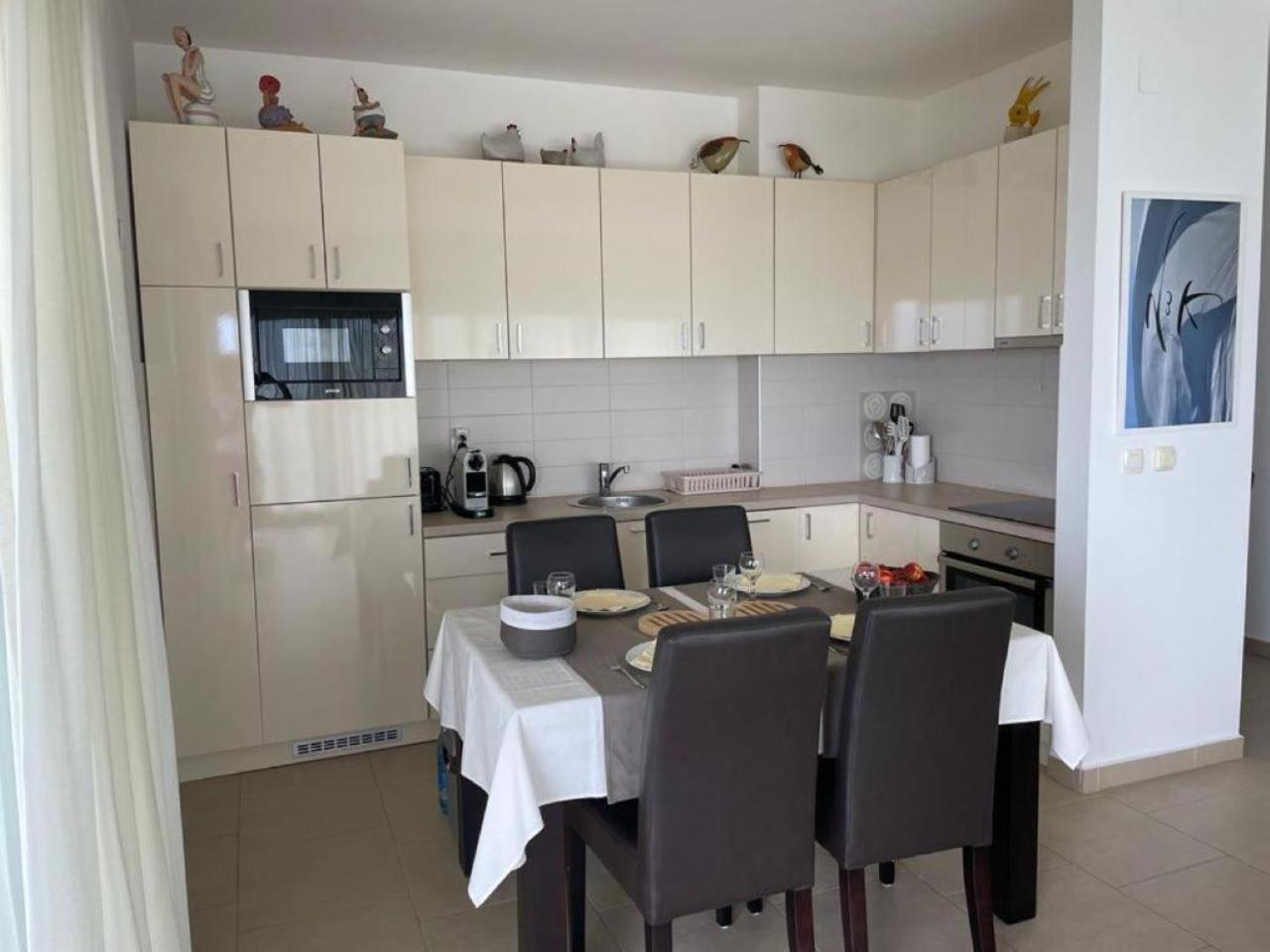 Acacia Hill Apartment C01 Without Pool Ðenovići エクステリア 写真